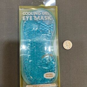 Cooling Gel Eye Mask in Blue